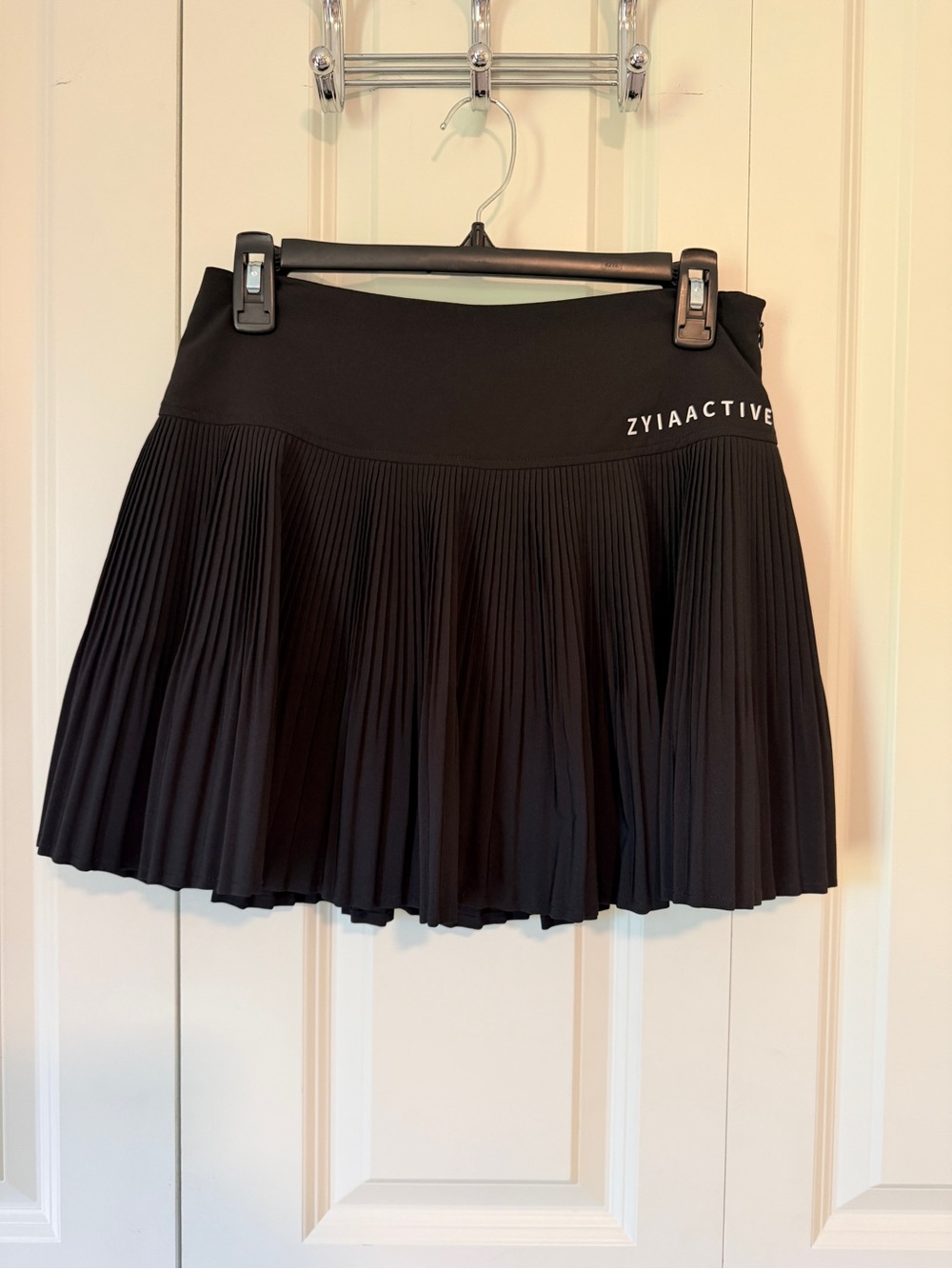 ZYIA Active Black Swing Skirt